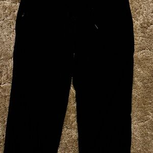 Kyodan Black Women’s Cargo Capris